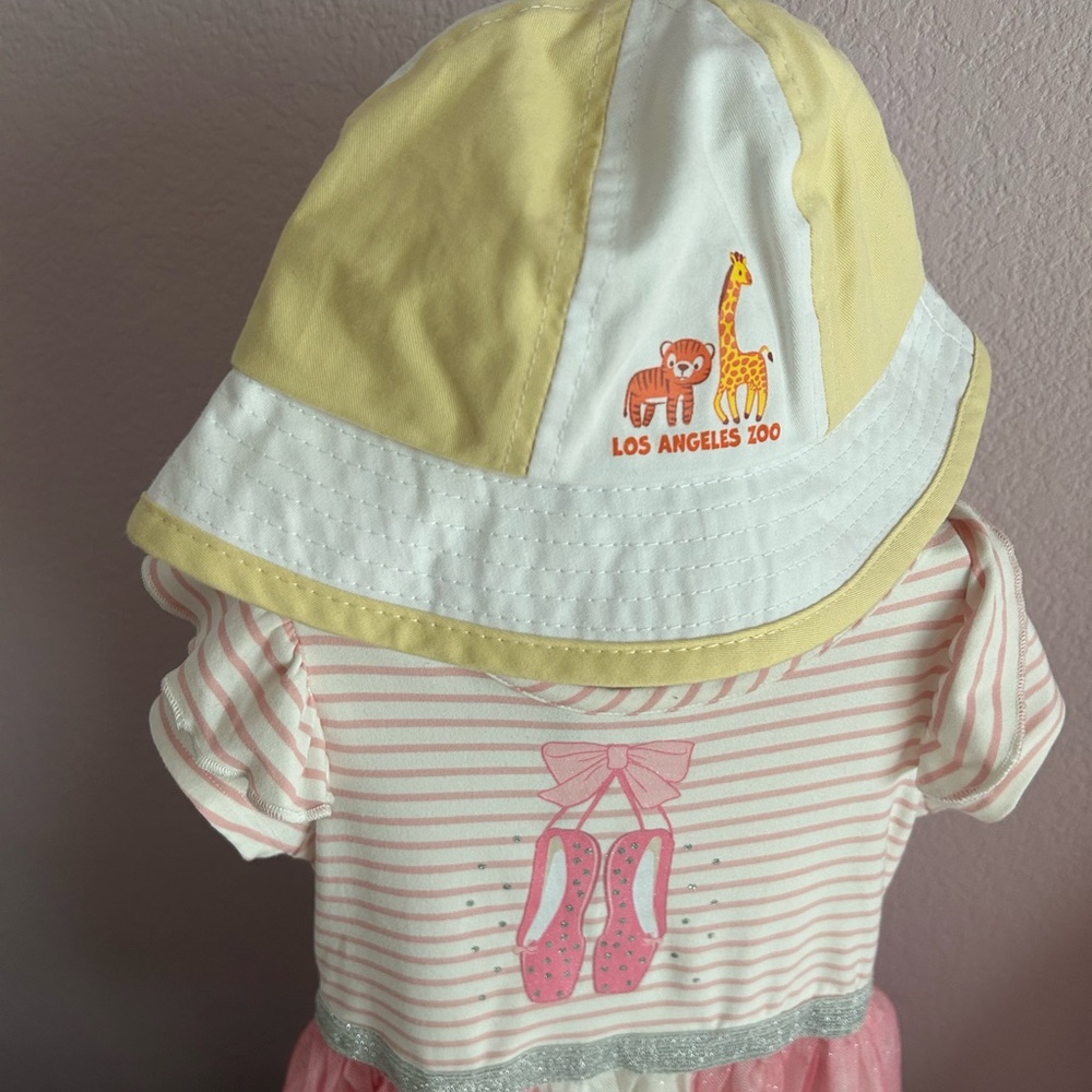 LA Zoo Yellow and White Kids sun Hat